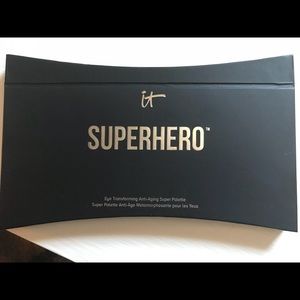 It Cosmetics Superhero Eyeshadow Palette
